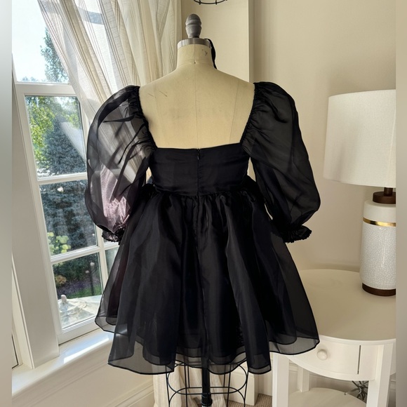 Selfie The Caviar Puff Dress size S - Picture 4 of 9